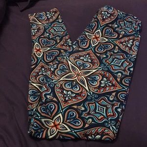 Blue and orange geometric leggings